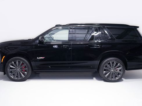 Used 2026 Cadillac Escalade V AWD/4WD image 5
