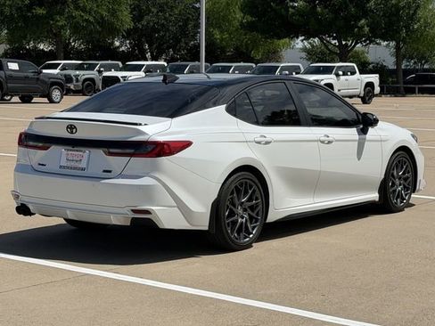 Used 2025 Toyota Camry XSE w/ Premium Plus Package image 4
