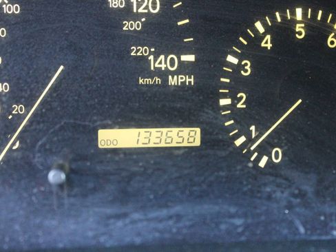 Used 2000 Lexus RX 300 4WD image 10