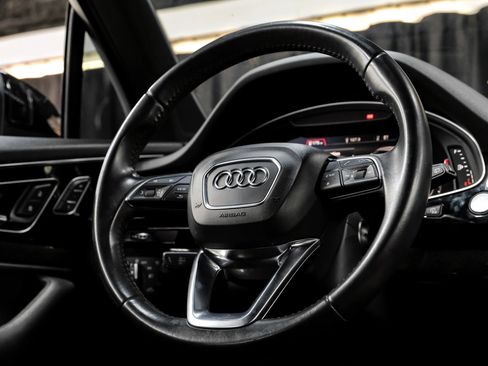 Used 2019 Audi Q7 3.0T Prestige w/ Prestige Package AWD/4WD image 14