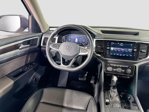 Used 2022 Volkswagen Atlas SE image 15