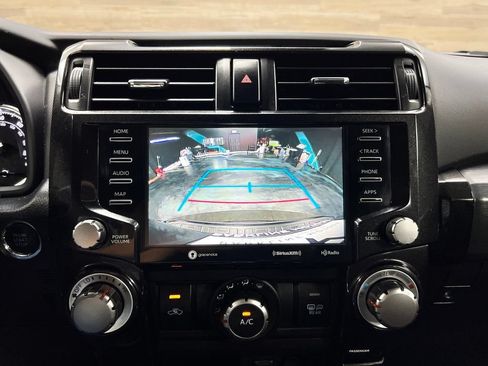 Used 2023 Toyota 4Runner TRD Off-Road AWD/4WD image 18
