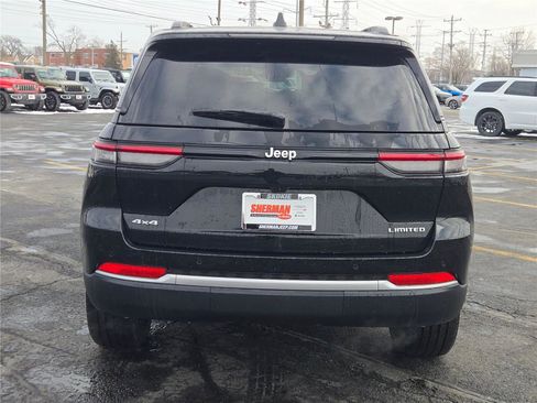 Used 2026 Jeep Grand Cherokee Limited AWD/4WD image 15