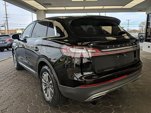 Certified 2022 Lincoln Nautilus AWD w/ Premium Package image 7