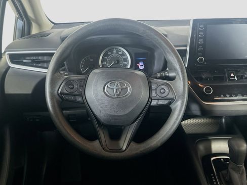 Used 2021 Toyota Corolla LE w/ Carpet Mat Package (TMS) FWD image 17
