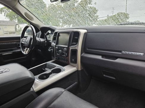 Used 2016 RAM 2500 Laramie AWD/4WD image 17