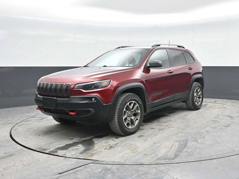 Used 2021 Jeep Cherokee Trailhawk w/ Sun, Sound & Nav Group AWD/4WD image 4