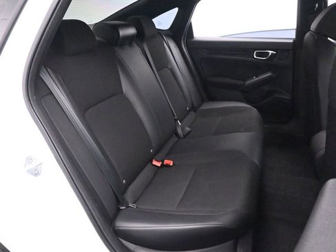 Used 2023 Honda Civic Sport image 19