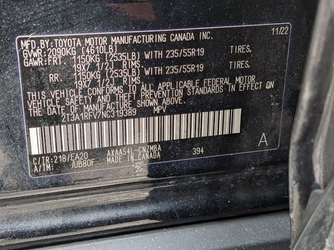 Used 2022 Toyota RAV4 XLE Premium image 24