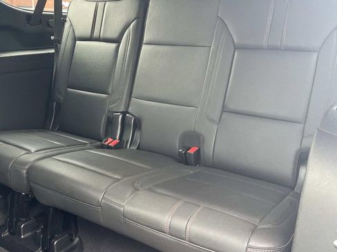 Used 2023 Chevrolet Suburban RST image 13