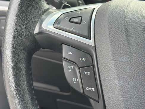 Used 2019 Ford Edge SEL w/ Equipment Group 201A AWD/4WD image 20
