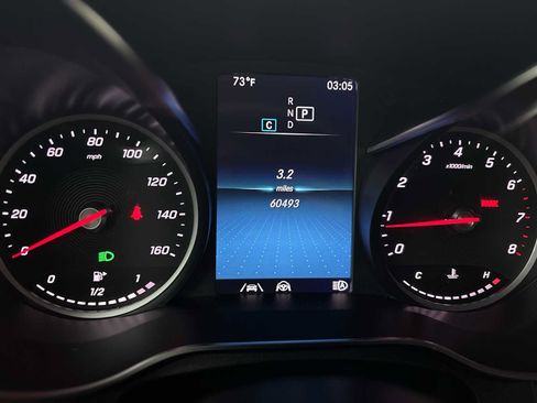 Used 2022 Mercedes-Benz GLC 300 4MATIC image 10