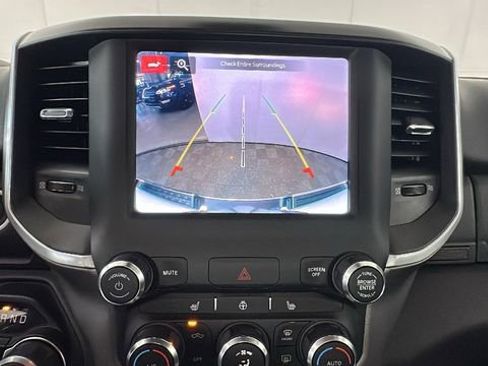 Used 2023 RAM 1500 Big Horn AWD/4WD image 25