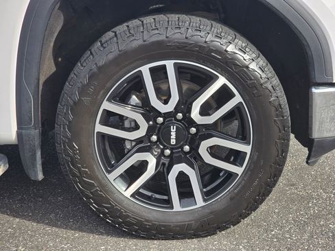 Used 2021 GMC Sierra 1500 SLT w/ SLT Premium Plus Package image 23