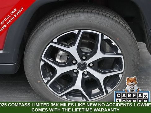 Used 2025 Jeep Compass Limited AWD/4WD image 39