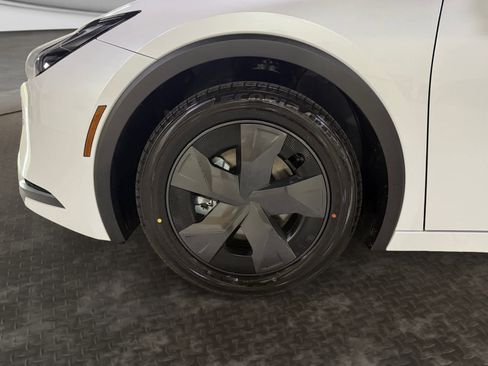 New 2026 Toyota Prius Plug-In Hybrid FWD image 18
