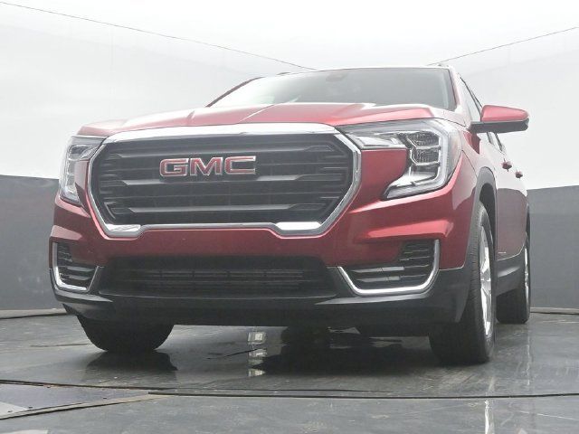 Used 2022 GMC Terrain SLE w/ Driver Convenience Package FWD image 43