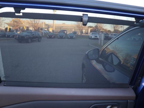 Used 2023 Nissan Rogue SL w/ SL Premium Package image 40