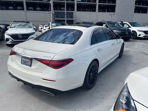 Used 2022 Mercedes-Benz S 580 4MATIC Sedan image 4