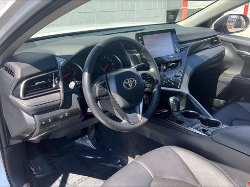 Used 2023 Toyota Camry XSE image 18