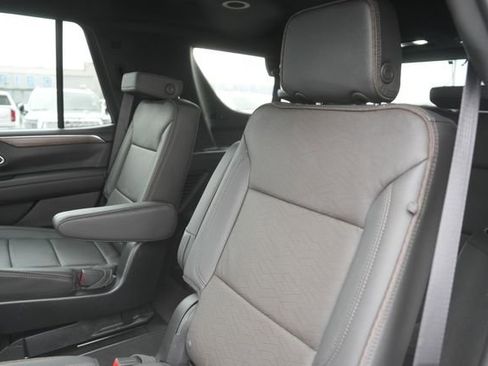 Used 2024 Chevrolet Tahoe High Country image 13