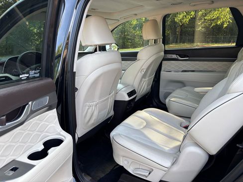 Used 2020 Hyundai Palisade Limited FWD image 9