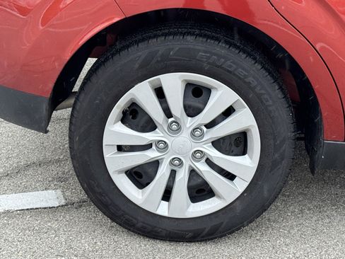 Used 2024 Kia Soul LX image 36