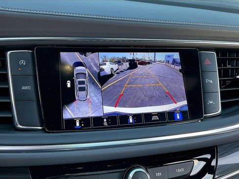 Used 2023 Buick Enclave Premium image 20