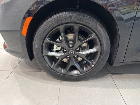 New 2026 Chrysler Pacifica Select w/ S Appearance Package image 12