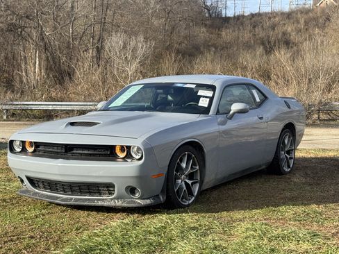 Used 2022 Dodge Challenger GT w/ Plus Package image 3