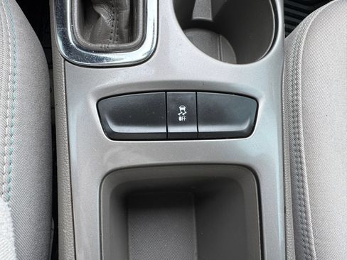 Used 2017 Chevrolet Cruze LT w/ Convenience Package FWD image 27