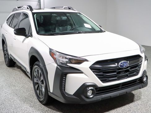 Used 2023 Subaru Outback Onyx Edition XT image 5