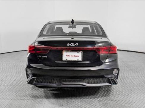 Used 2024 Kia Forte LXS FWD image 7