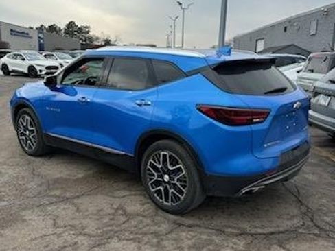 Used 2024 Chevrolet Blazer Premier w/ Safety Plus Package image 2