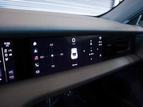 Certified 2021 Porsche Taycan RWD image 23