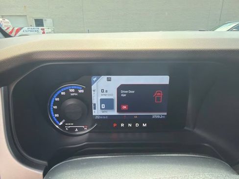 Used 2022 Ford Bronco Outer Banks AWD/4WD image 17