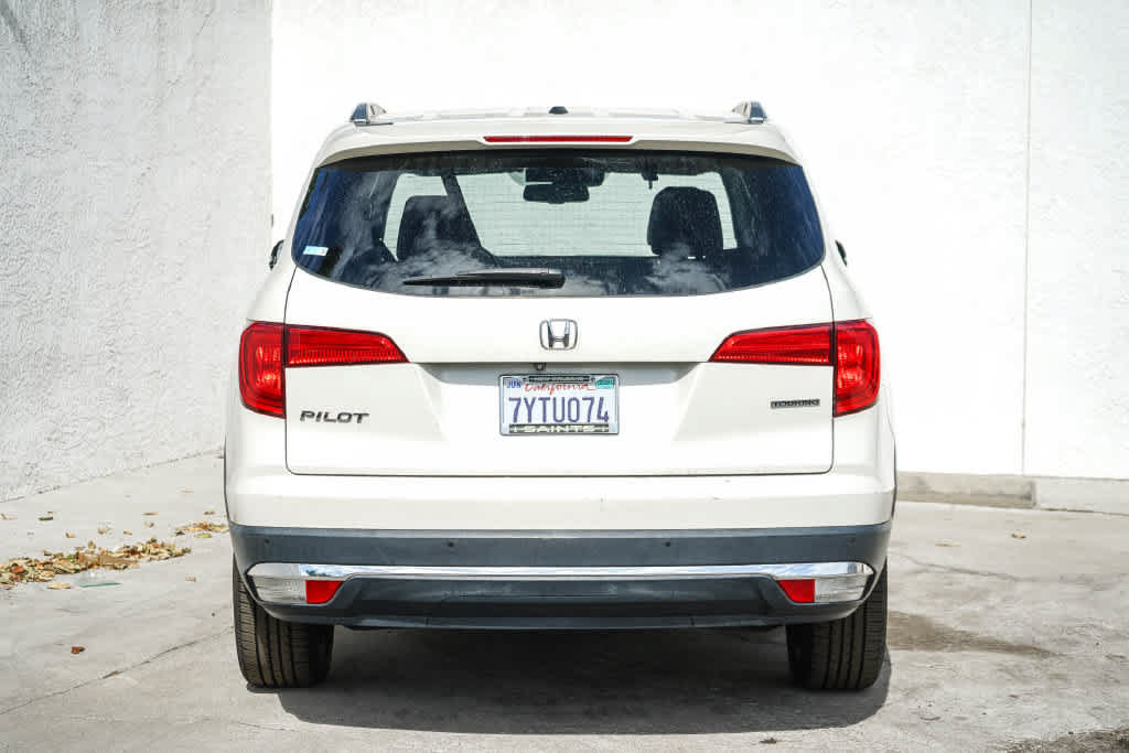 Used 2017 Honda Pilot Touring image 7