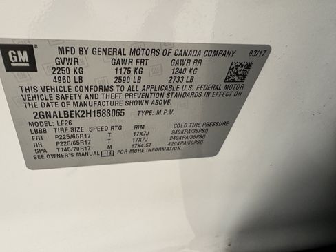 Used 2017 Chevrolet Equinox LS FWD image 30