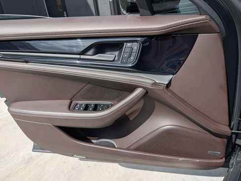 Used 2025 Porsche Panamera 4 image 14