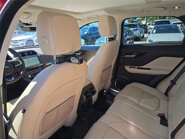 Used 2020 Jaguar F-PACE Prestige AWD/4WD image 16
