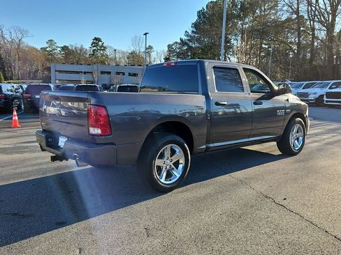 Used 2016 RAM 1500 Express image 9