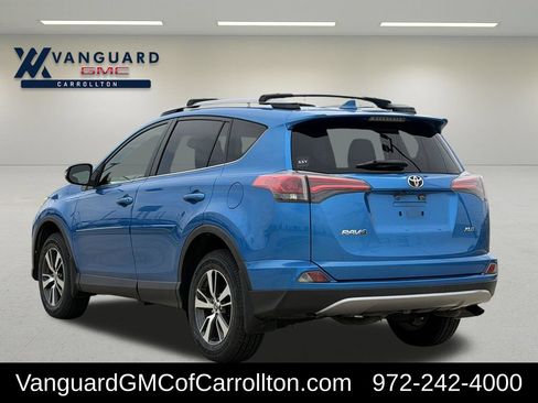 Used 2018 Toyota RAV4 XLE FWD image 6