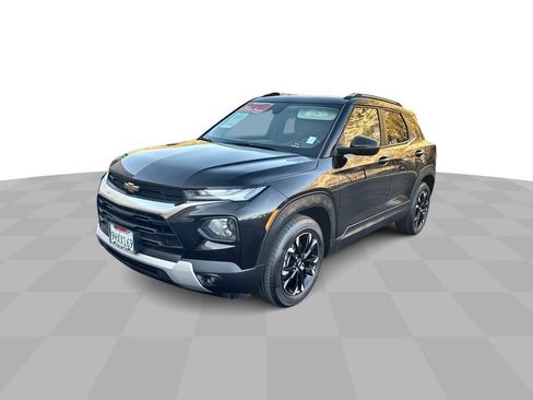 Used 2023 Chevrolet TrailBlazer LT FWD image 1