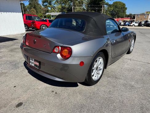Used 2004 BMW Z4 2.5i image 6