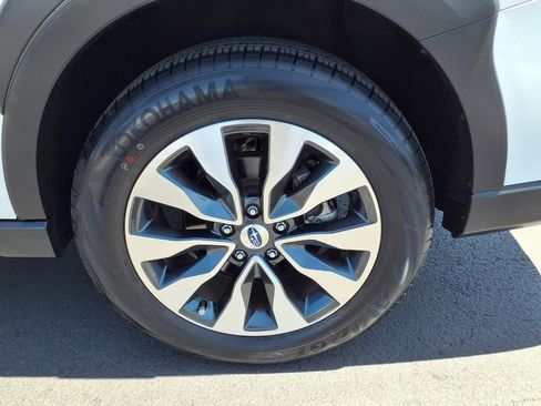 Used 2024 Subaru Outback Limited XT AWD/4WD image 14