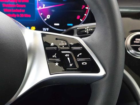 Certified 2026 Mercedes-Benz GLC 300 4MATIC image 27