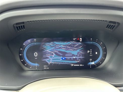 Certified 2023 Volvo XC60 B5 Core w/ Climate Package image 19