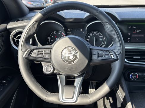 Used 2022 Alfa Romeo Stelvio Ti w/ Active Assist Plus Package AWD/4WD image 2