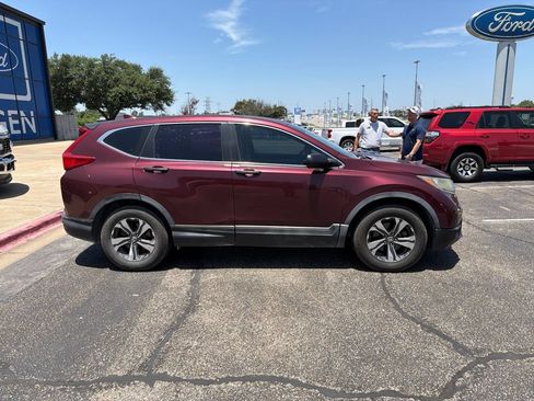 Used 2017 Honda CR-V LX image 4