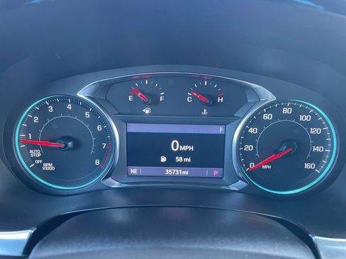 Used 2023 Chevrolet Traverse LT AWD/4WD image 16